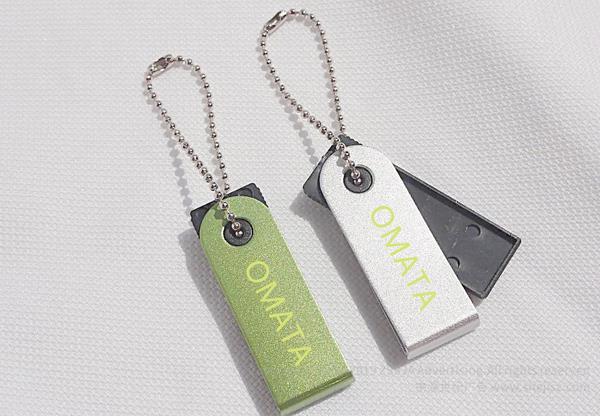 移動(dòng)硬盤U盤產(chǎn)品包裝設(shè)計(jì)